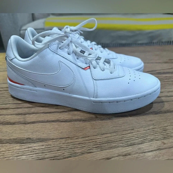 Nike Women's Court Blanc Sneakers- white w/orange. athletic casual - Size 9 wmns - Picture 3 of 8